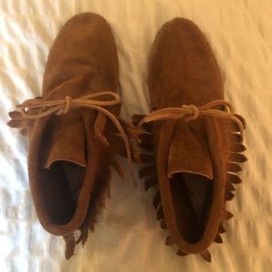 Minnetonka Brown suede Tie Moccasins- vintage